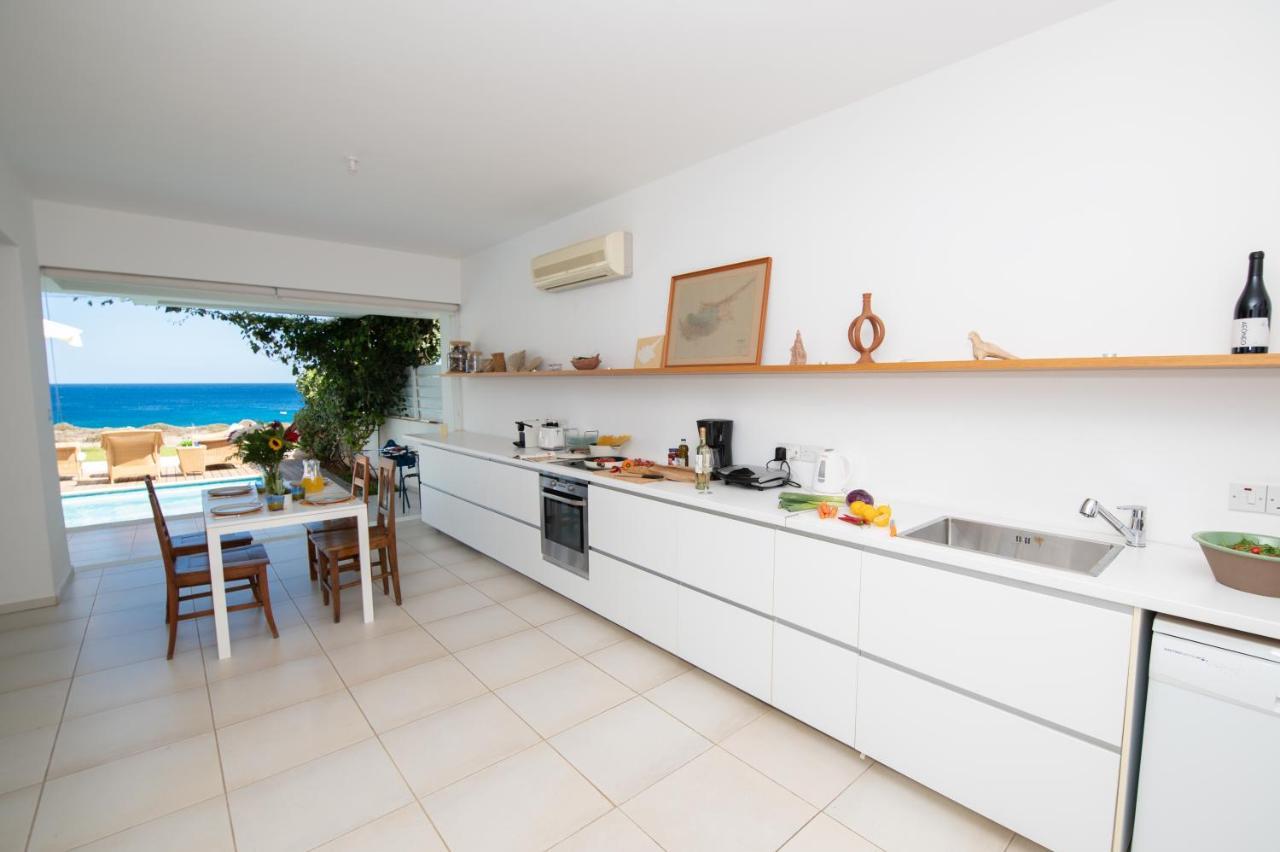 Jasmine Sea Front Villa Protaras Extérieur photo